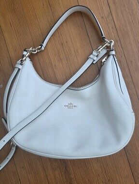 Coach Purse 👜